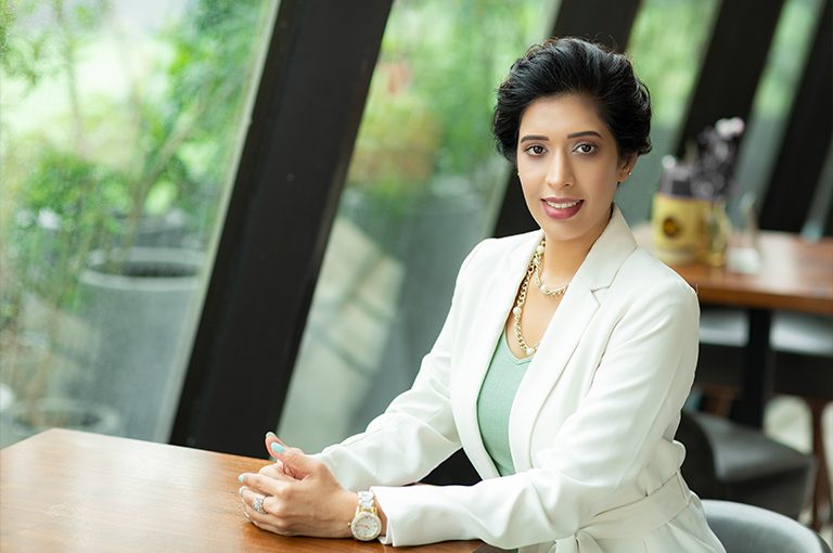 Professional headshots, masterful Headshot Photography for Corporate Excellence