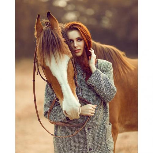 Photoshoot with horse